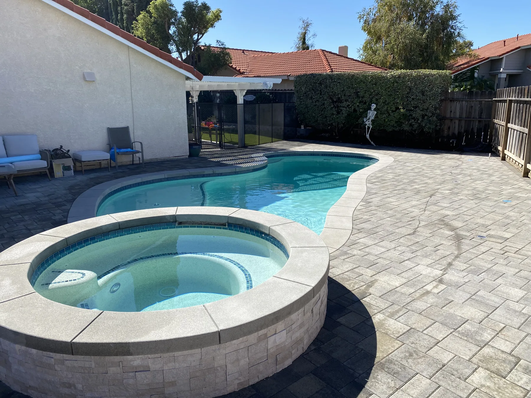 Pool Plastering & Resurfacing