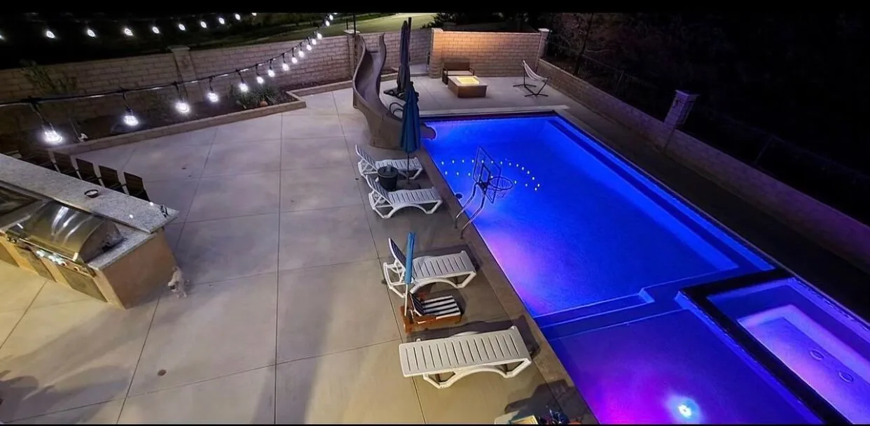 LED Pool Lighting Features